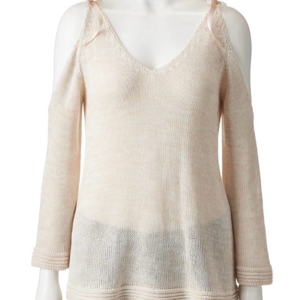 LC Lauren Conrad V-Neck Cold-Shoulder Sweater in Cream, NWT, Women’s Size Medium